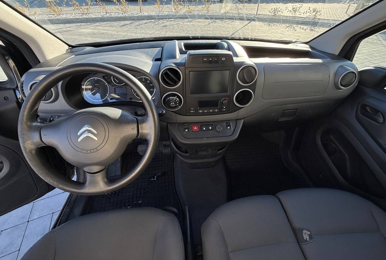 Фото - Citroen Berlingo #8
