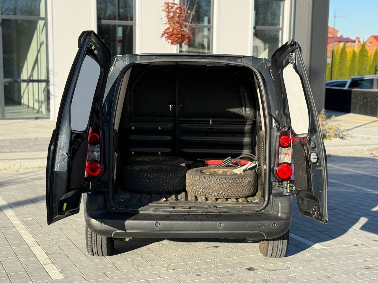 Фото - Citroen Berlingo #10