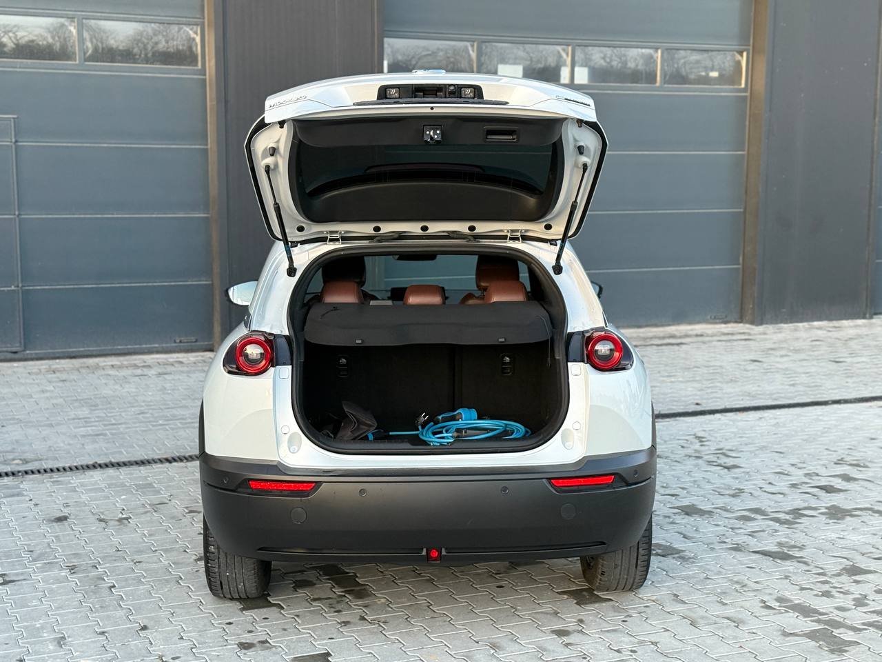 Фото - Mazda MX-30 #10