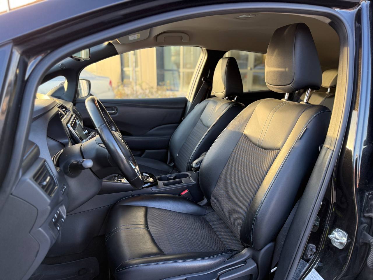 Фото - Nissan Leaf #7