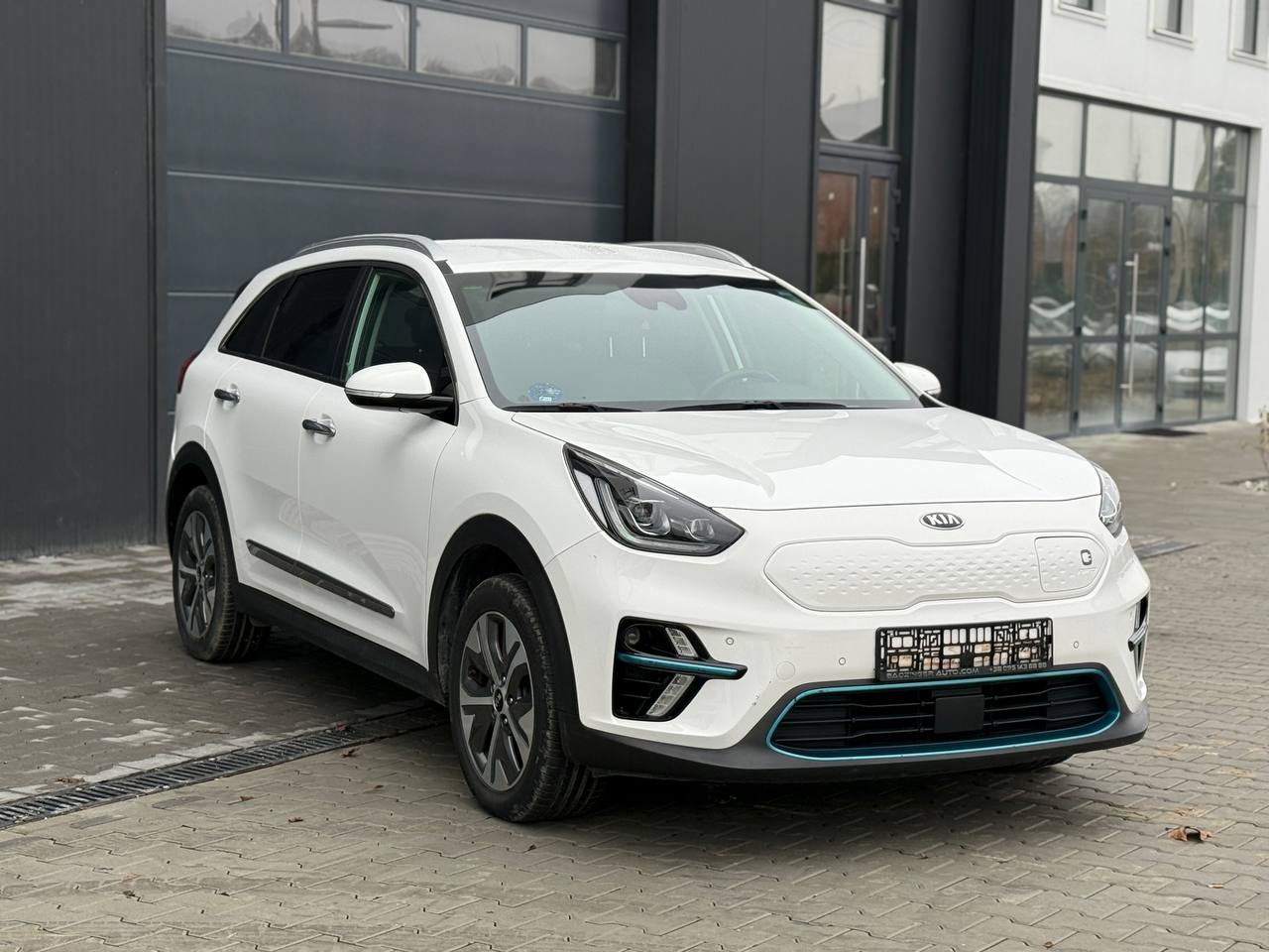 Фото - Kia Niro #3
