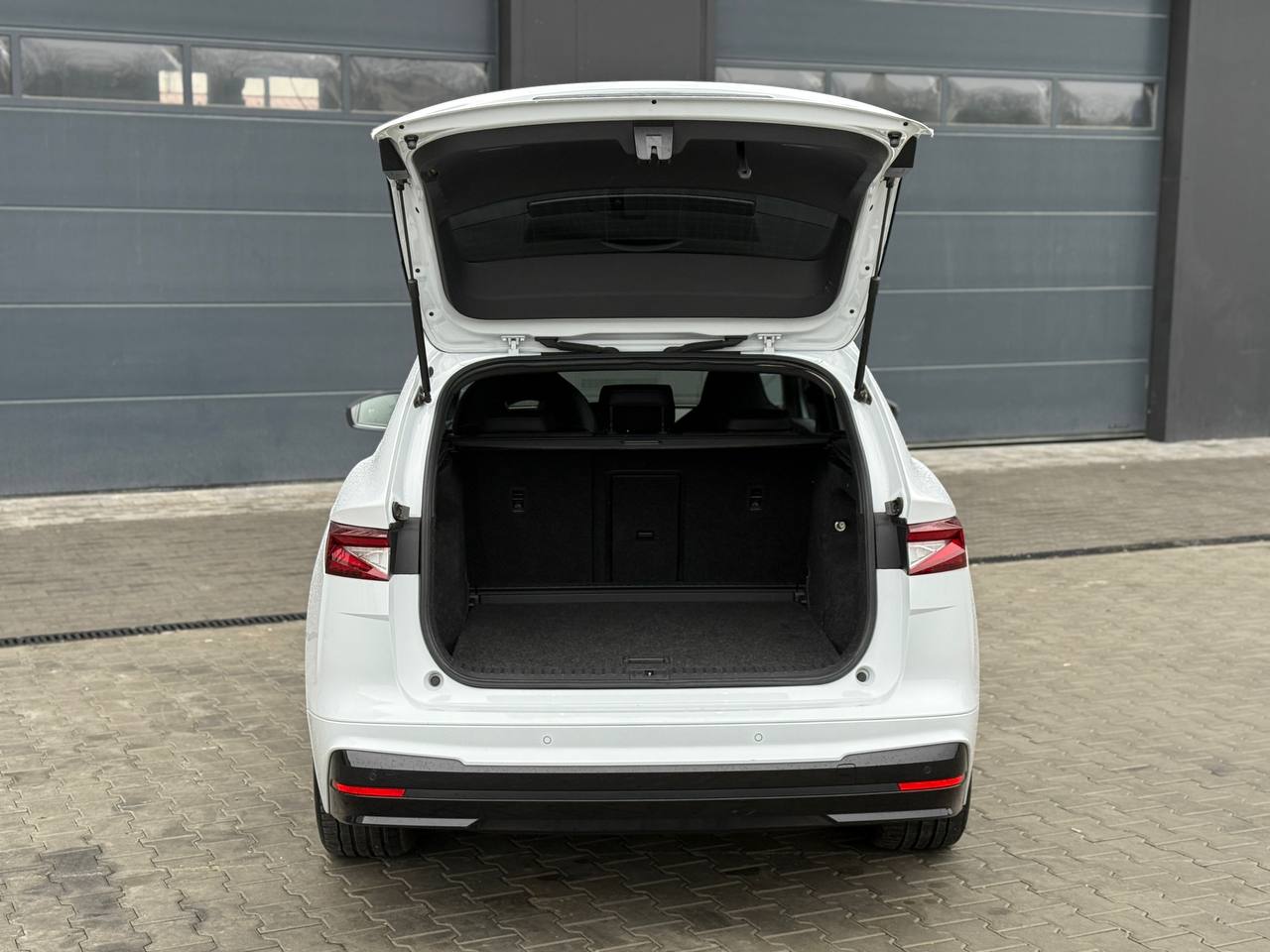 Фото - Skoda Enyaq #11