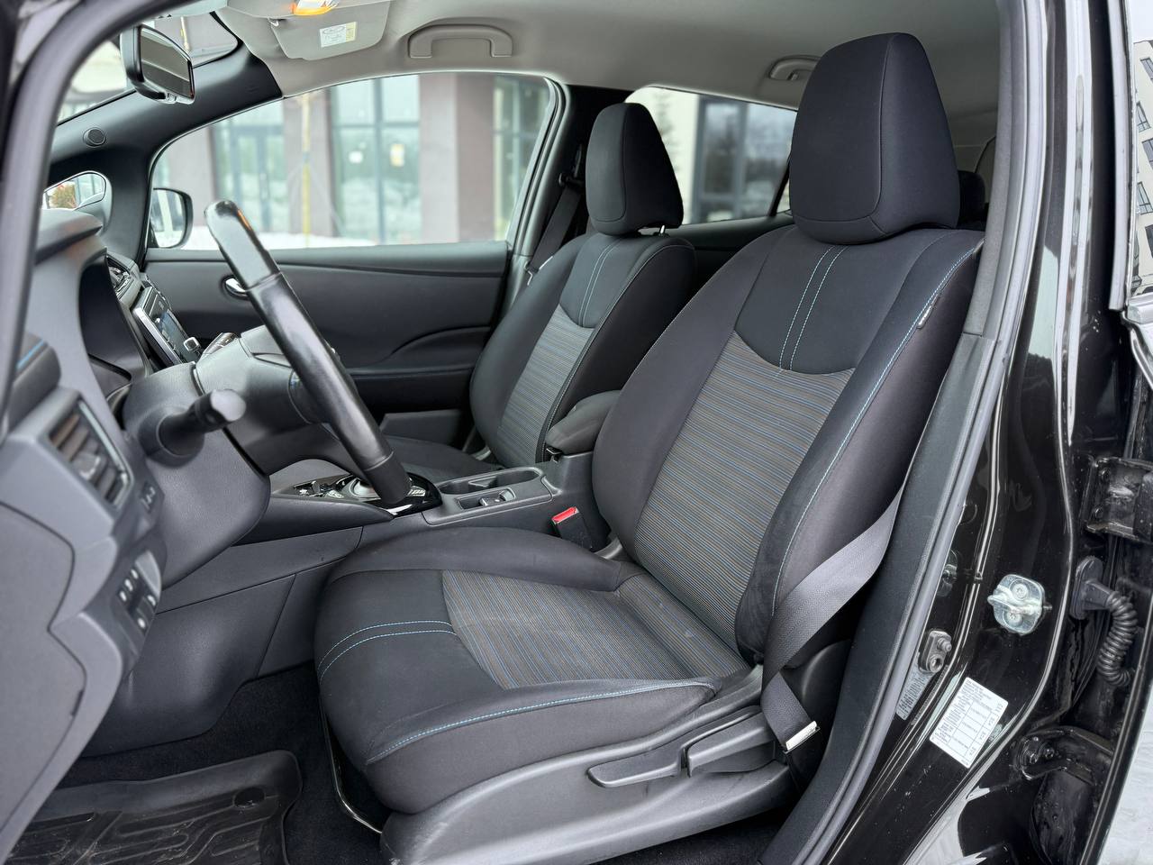 Фото - Nissan Leaf #8