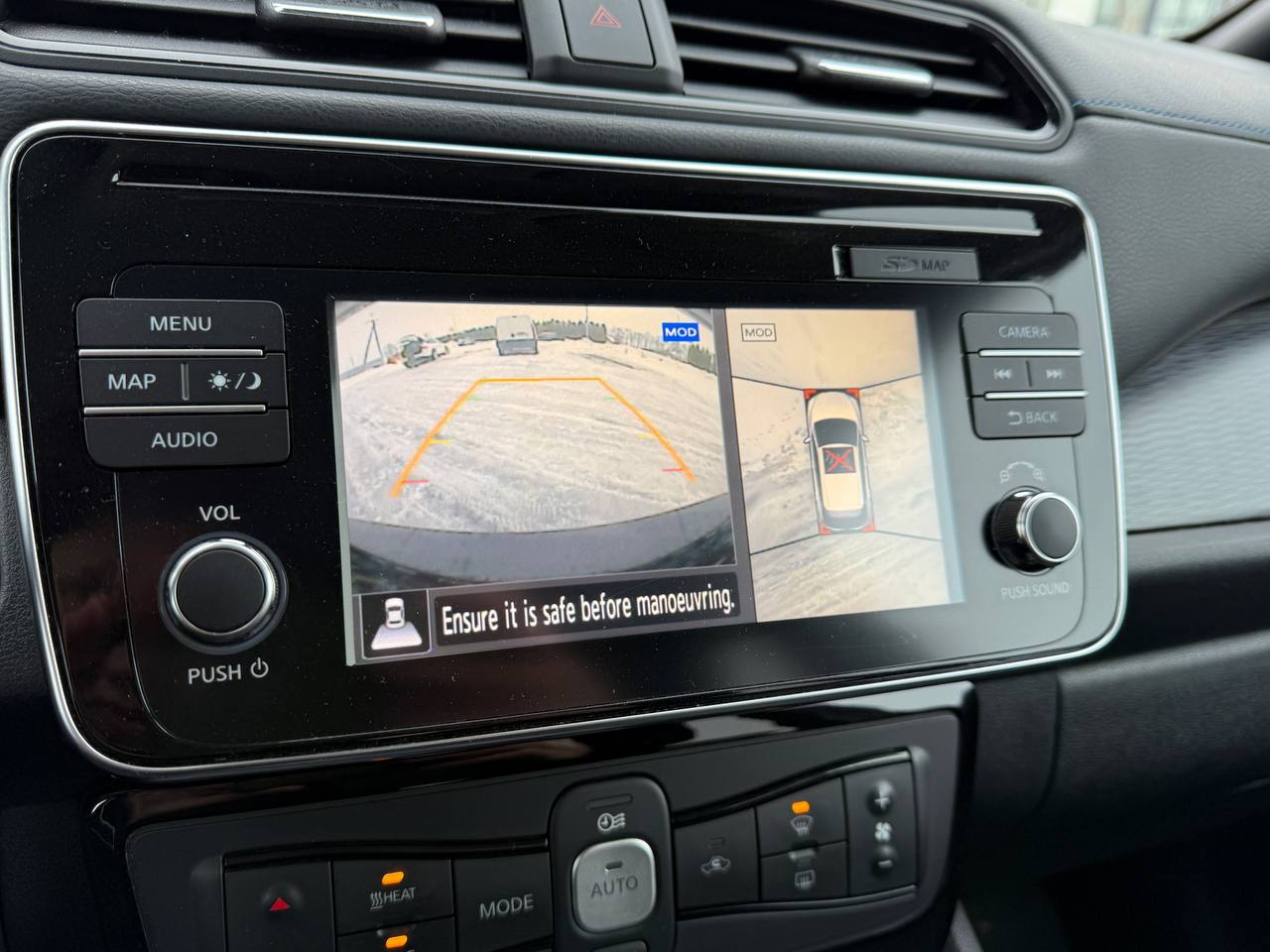 Фото - Nissan Leaf #10