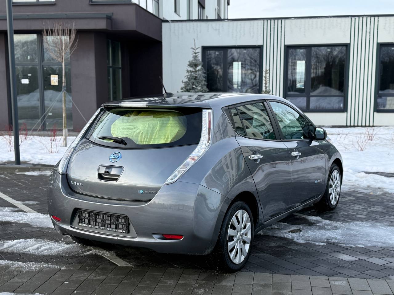 Фото - Nissan Leaf #4