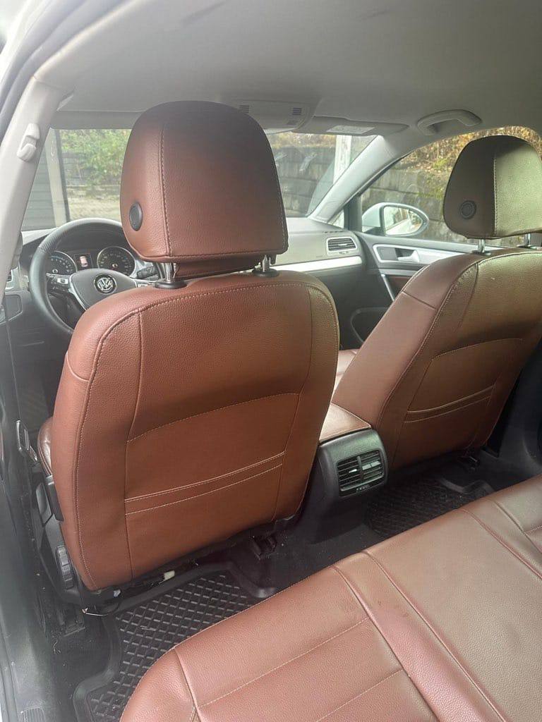 Фото - Volkswagen E-Golf #10