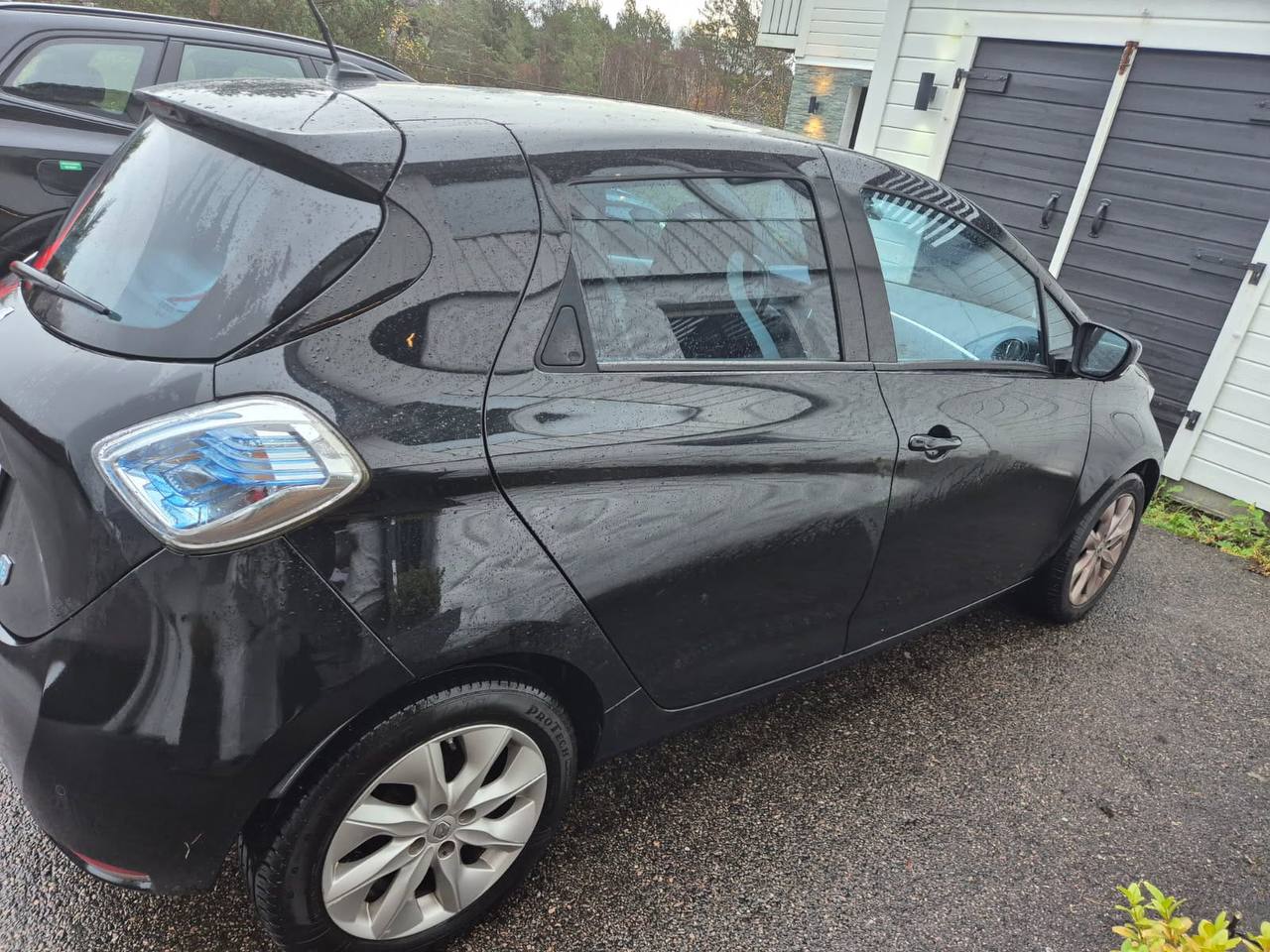 Фото - Renault ZOE #3