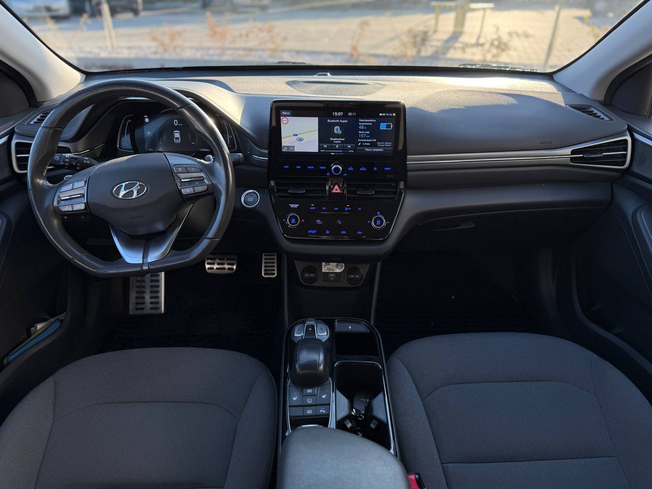 Фото - Hyundai Ioniq #8