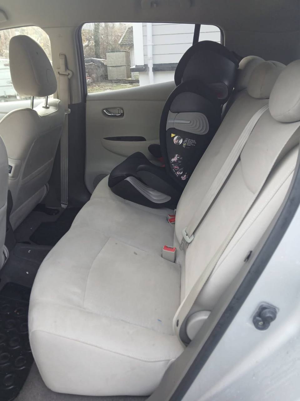 Фото - Nissan Leaf #9