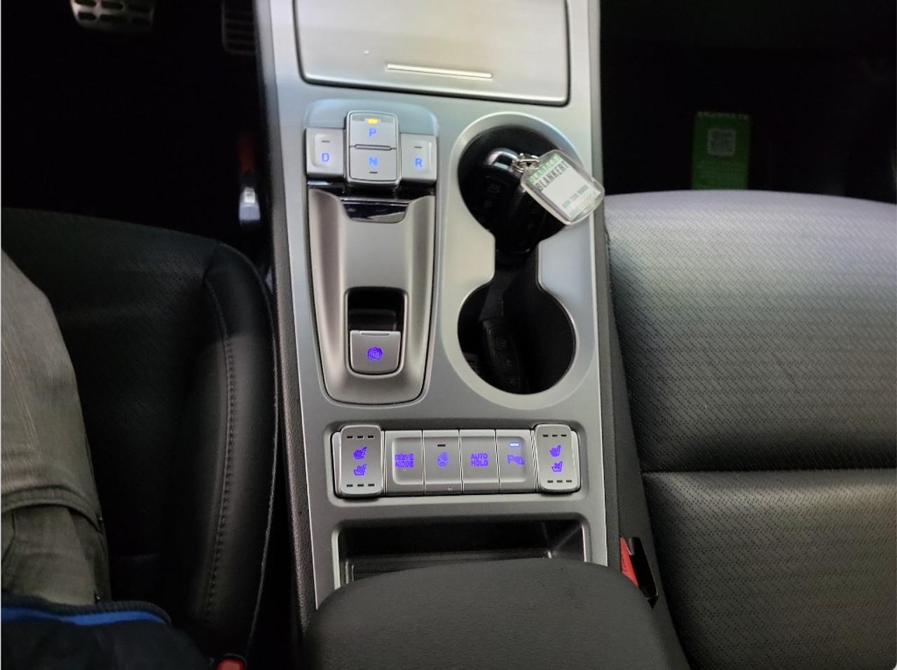 Фото - Hyundai Kona #9