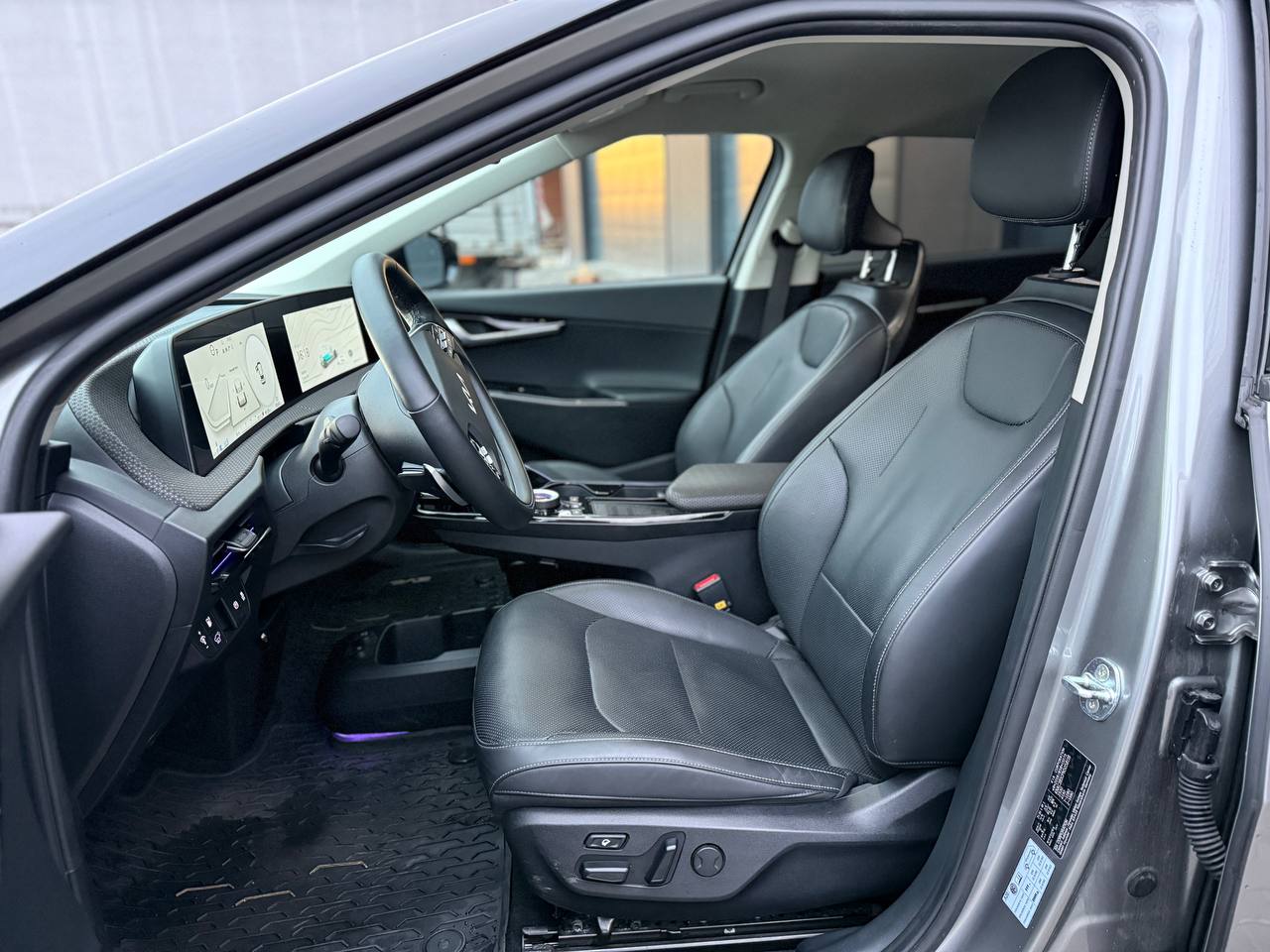 Фото - Kia EV6 #9