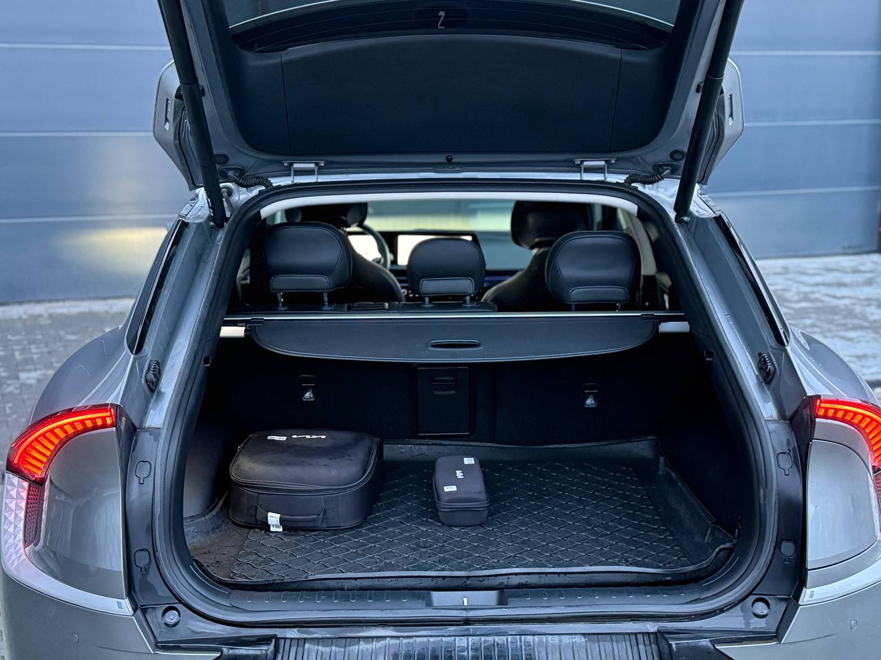 Фото - Kia EV6 #7