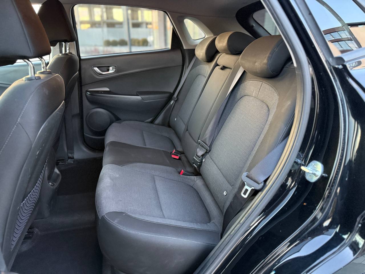 Фото - Hyundai Kona #9