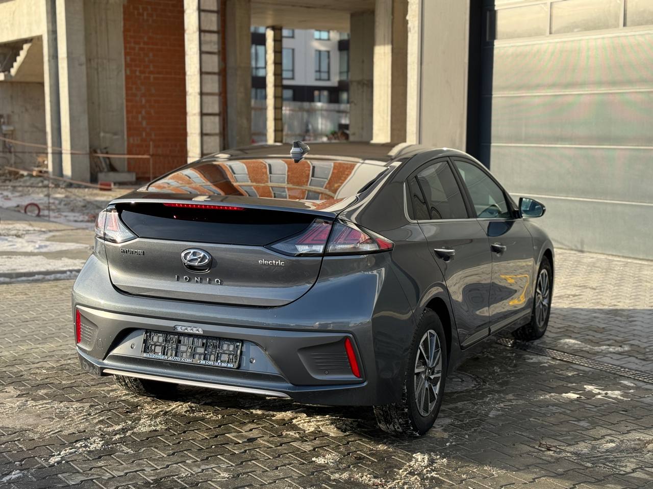 Фото - Hyundai IONIQ #6