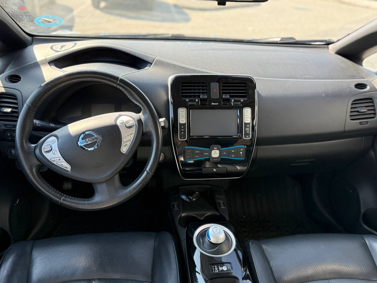 Фото - Nissan Leaf #9