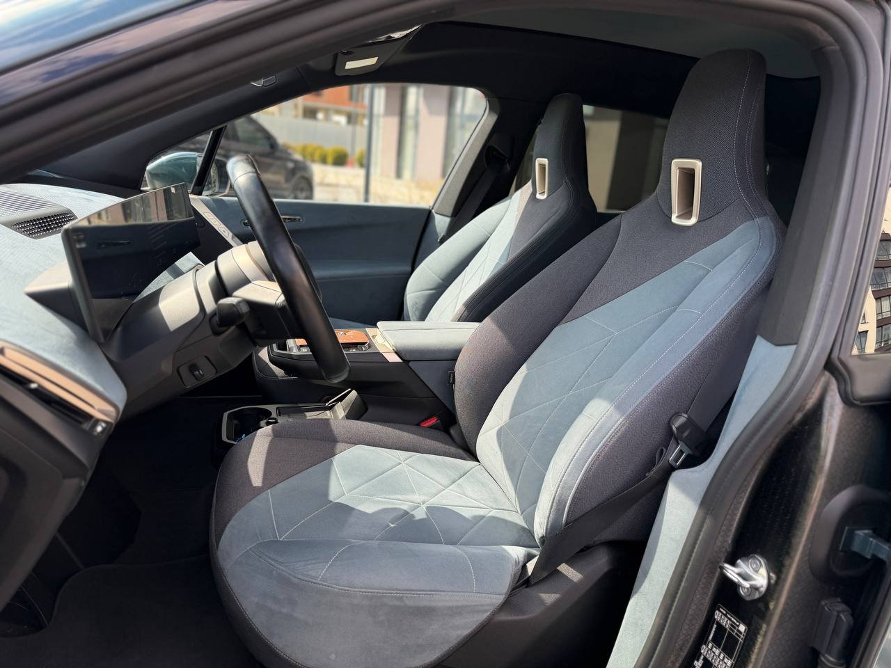 Фото - BMW Ix40 #10