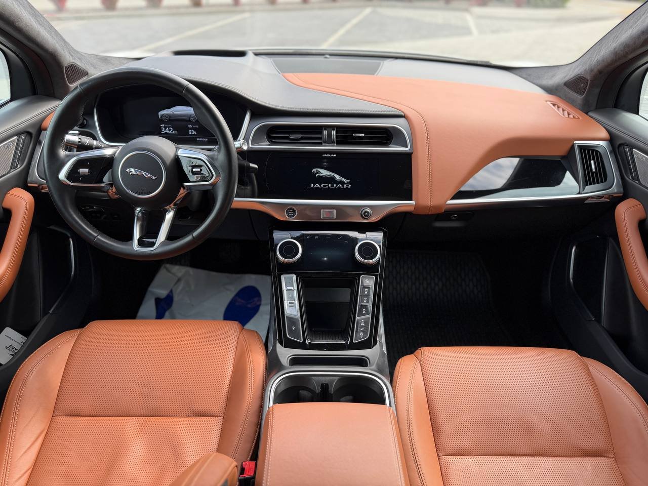 Фото - Jaguar I-Pace #10