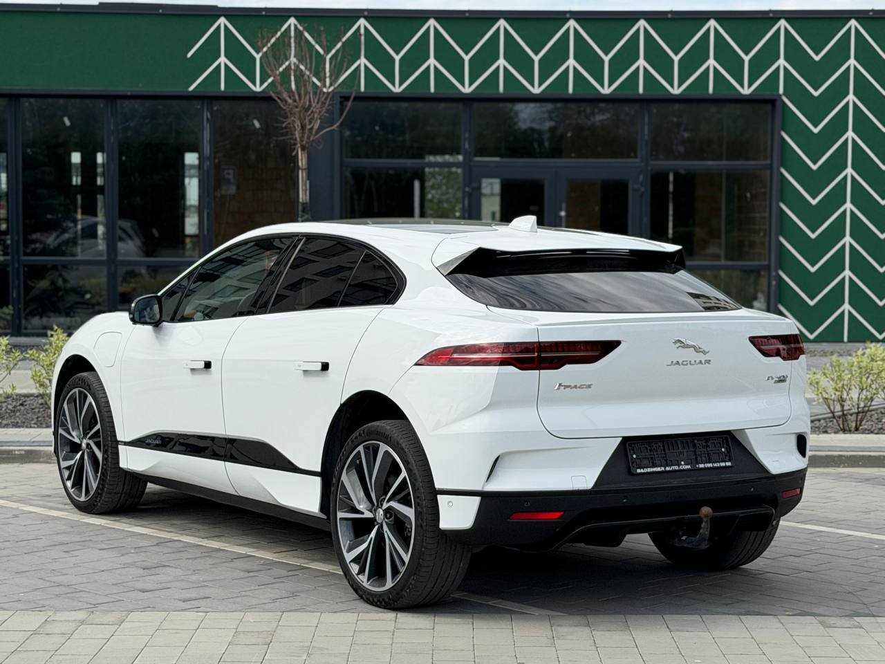 Фото - Jaguar I-Pace #4