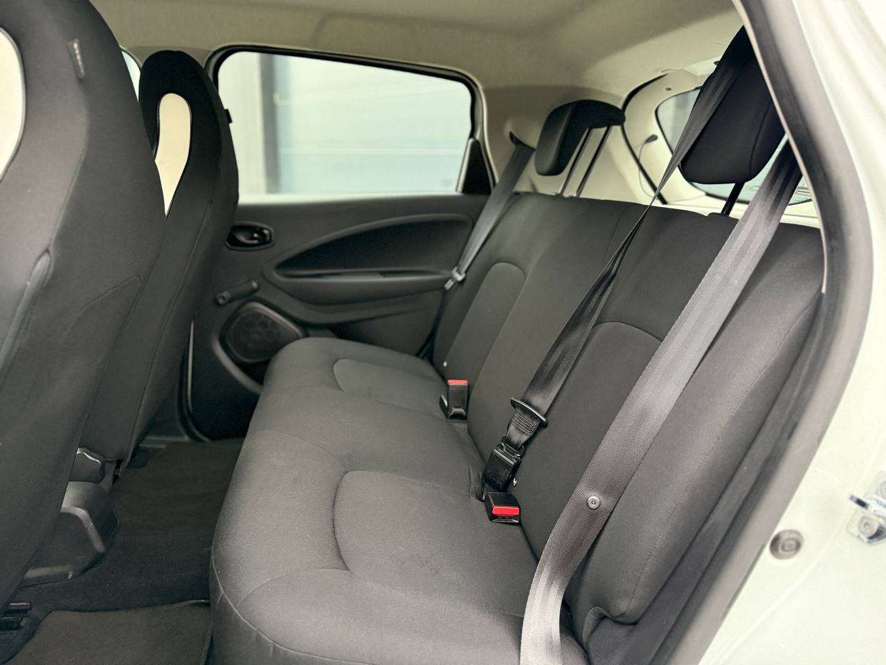 Фото - Renault ZOE #9