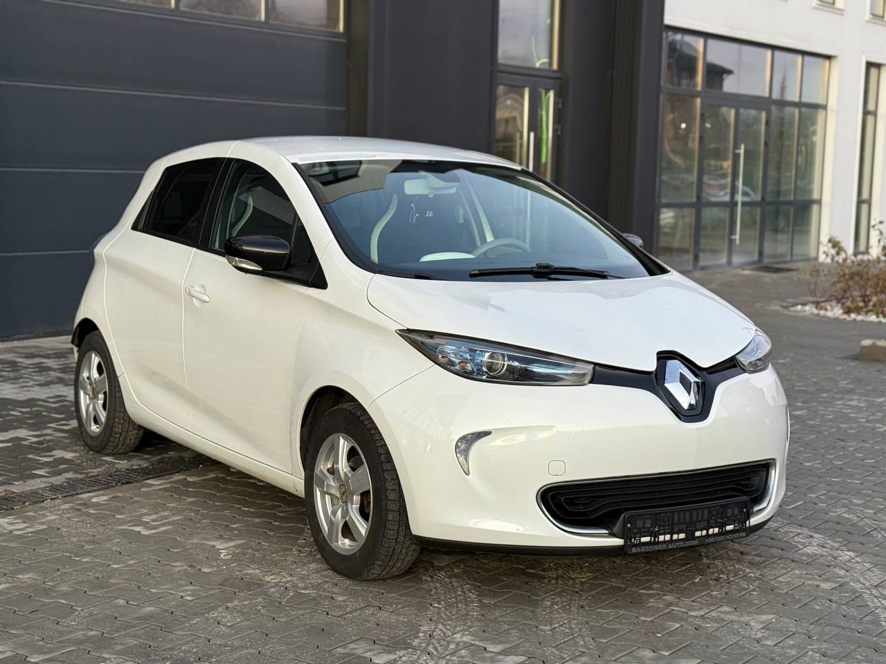 Фото - Renault ZOE #2