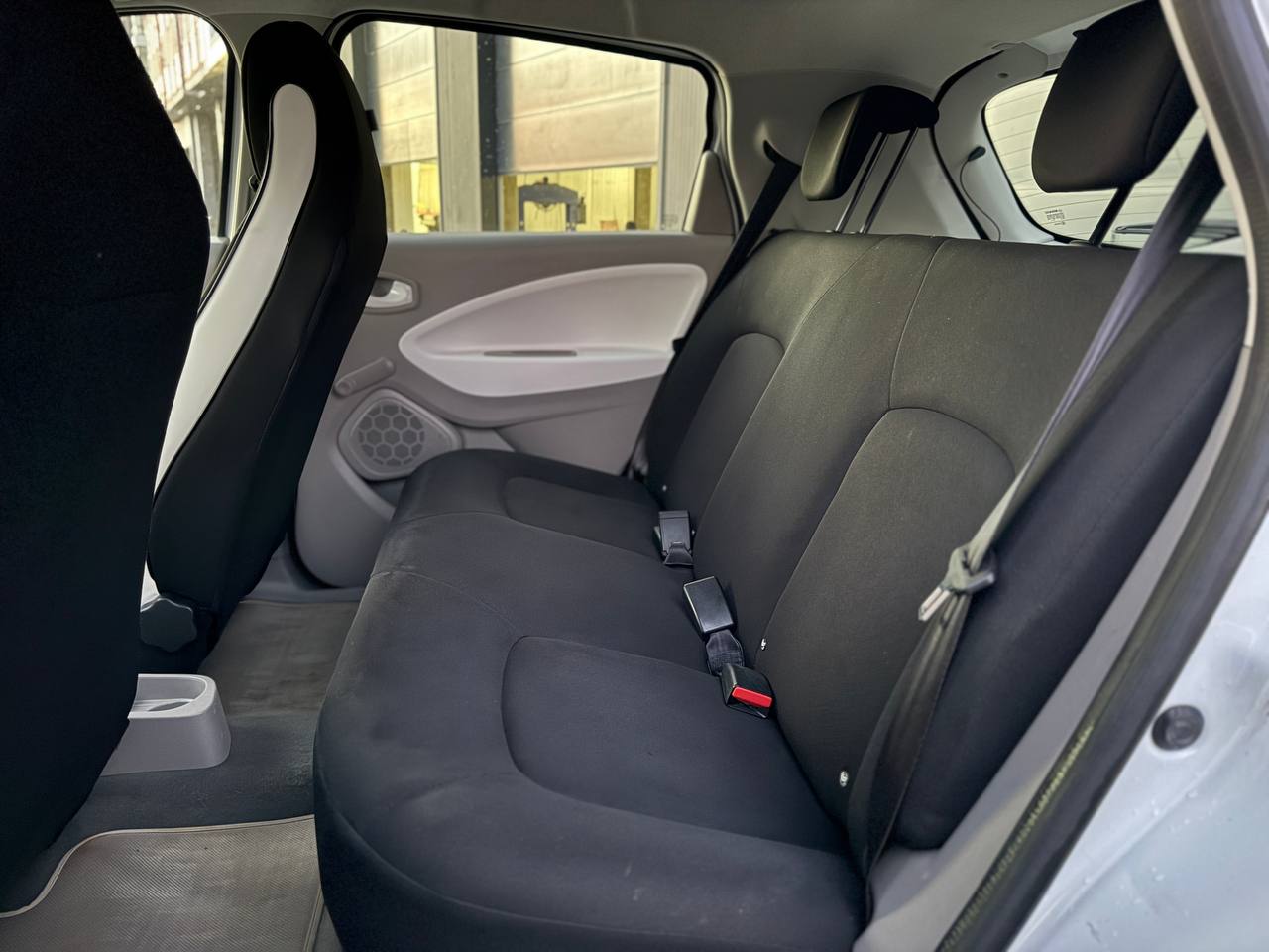 Фото - Renault ZOE #7