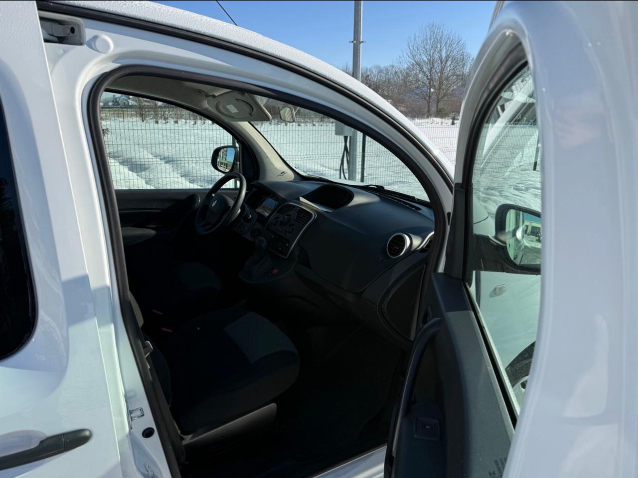 Фото - Renault Kangoo pass #5