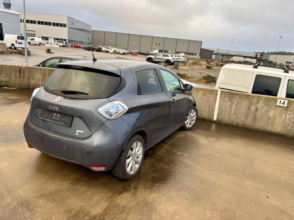 Фото - Renault ZOE #2