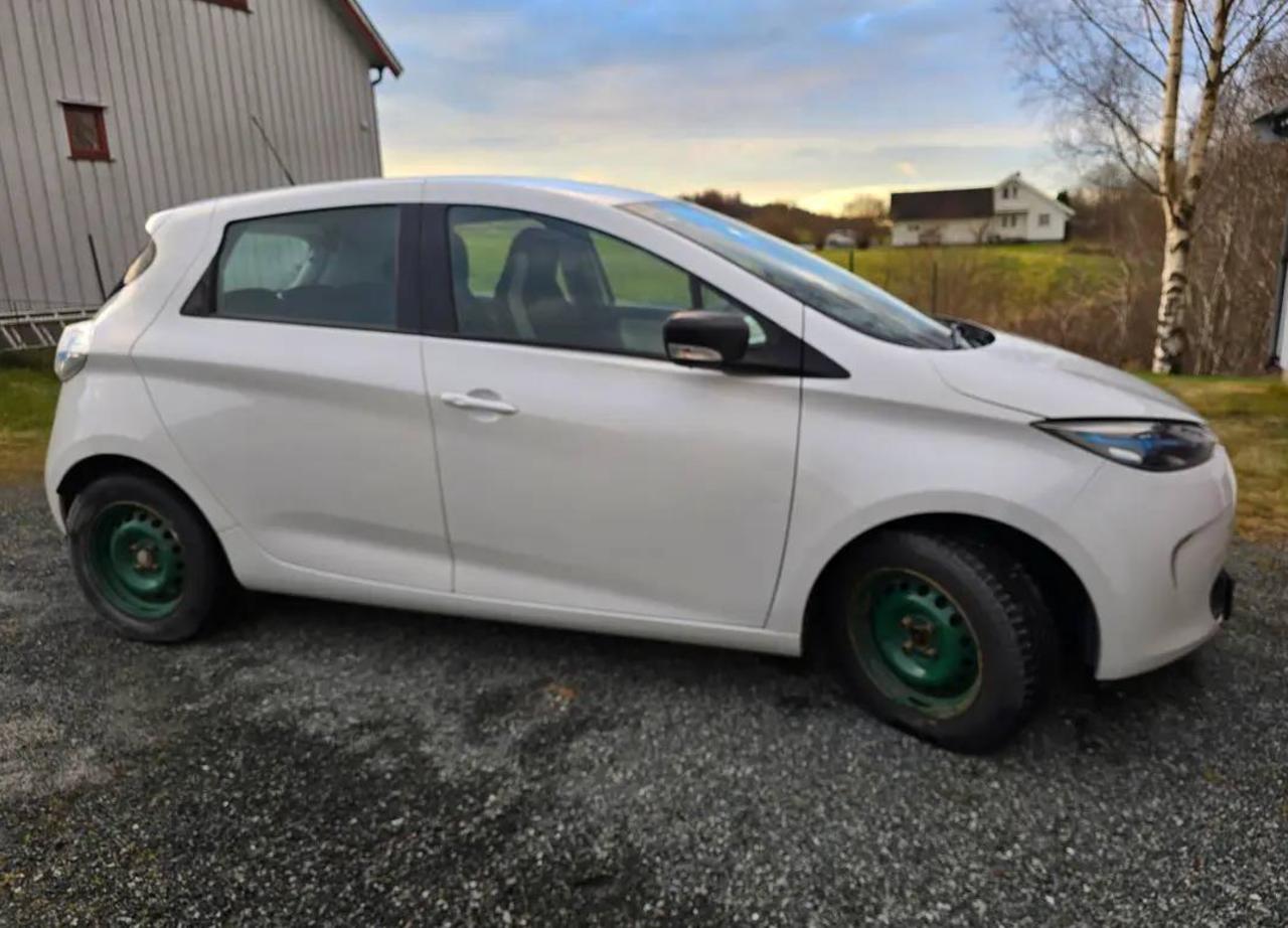 Фото - Renault ZOE #3