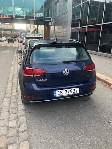 Фото - Volkswagen E-Golf #2