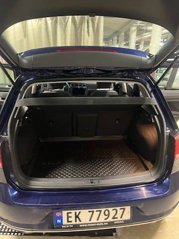 Фото - Volkswagen E-Golf #10