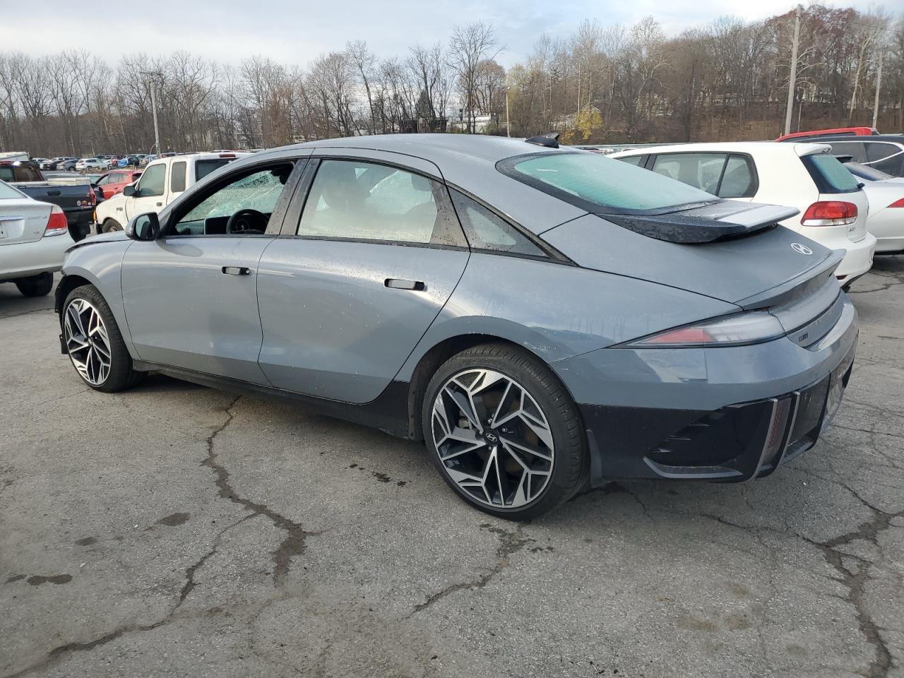 Фото - Hyundai IONIQ 6 #4