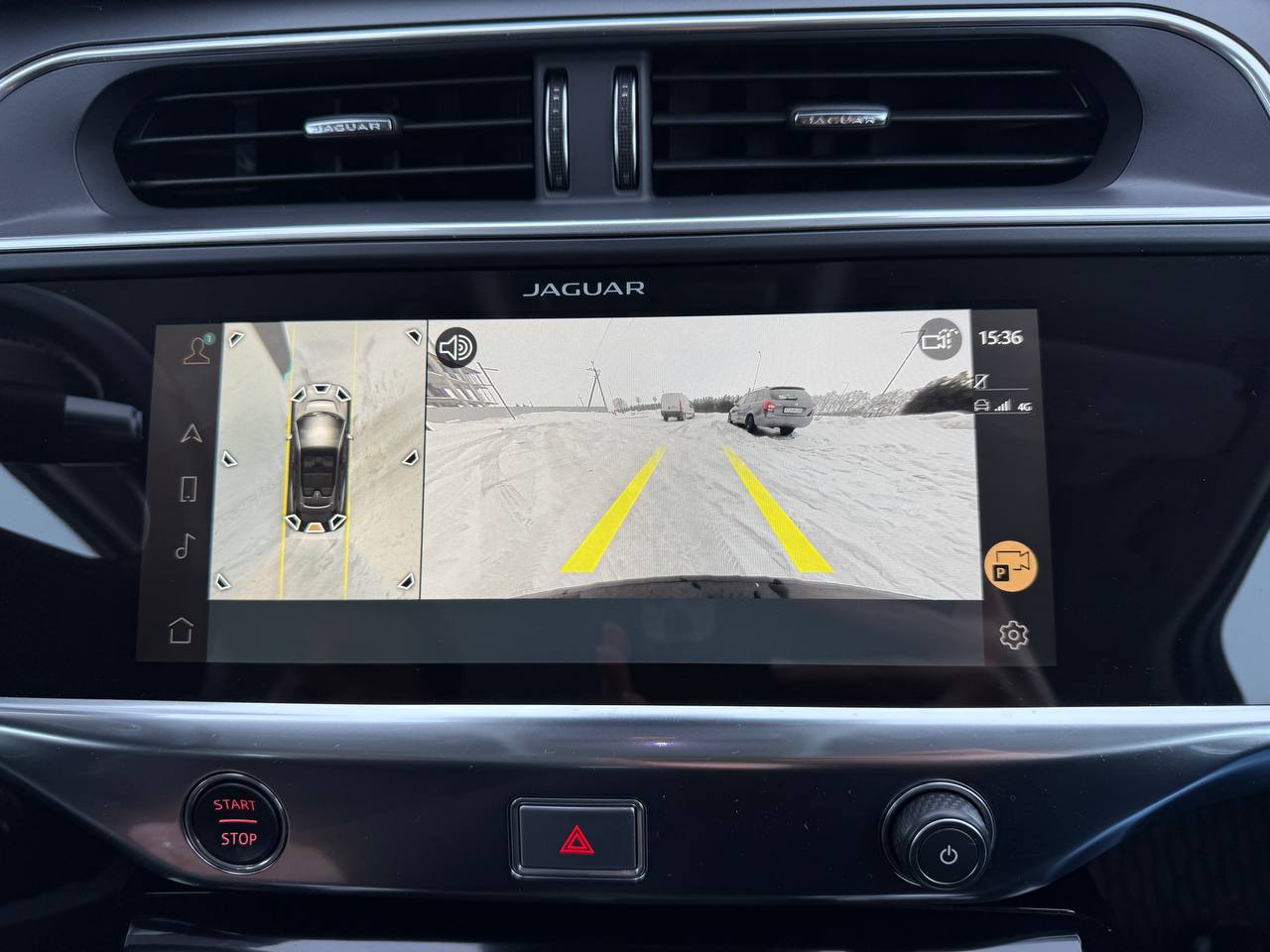 Фото - Jaguar I-Pace #11