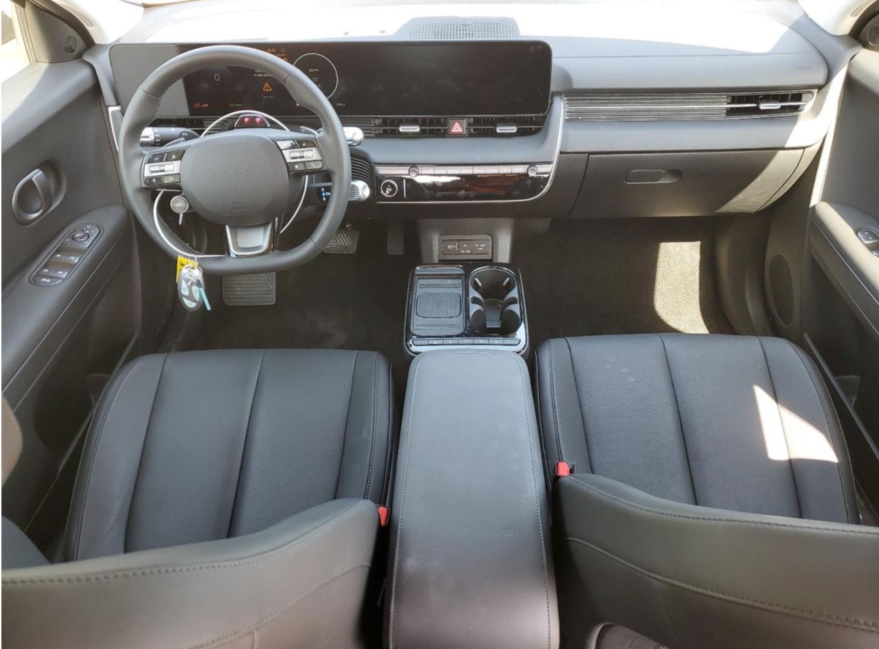 Фото - Hyundai IONIQ 5 #10