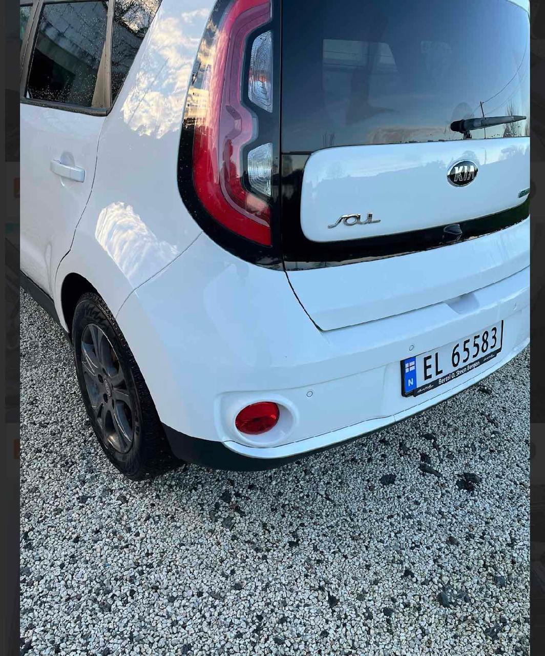 Фото - Kia Soul EV #3