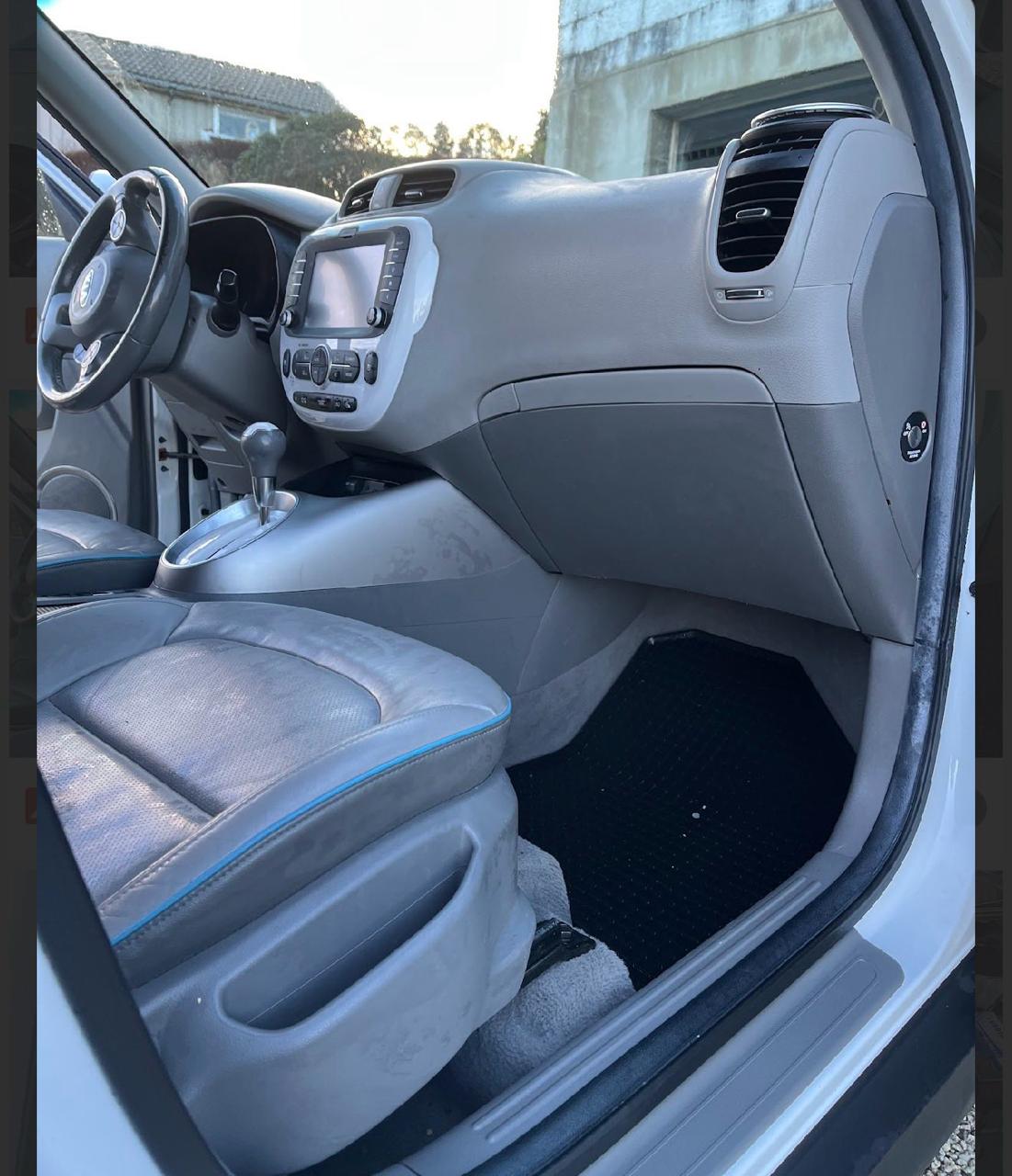 Фото - Kia Soul EV #5