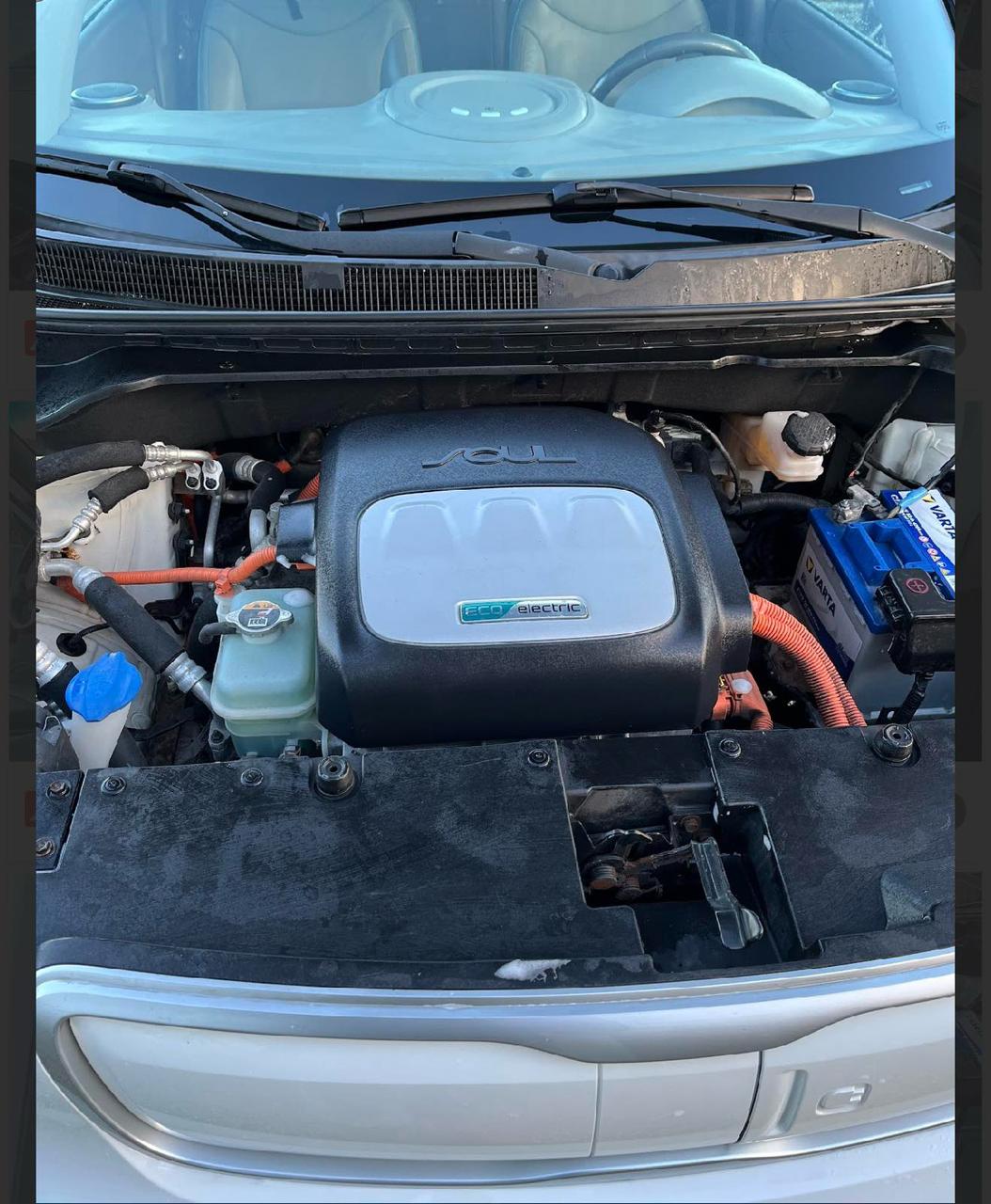 Фото - Kia Soul EV #9