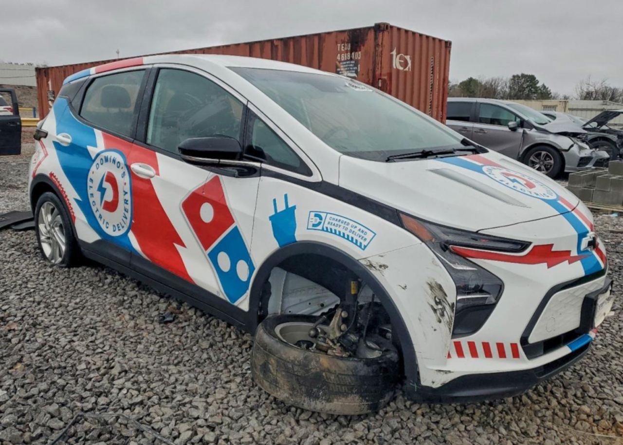 Фото - Chevrolet Bolt Ev #4