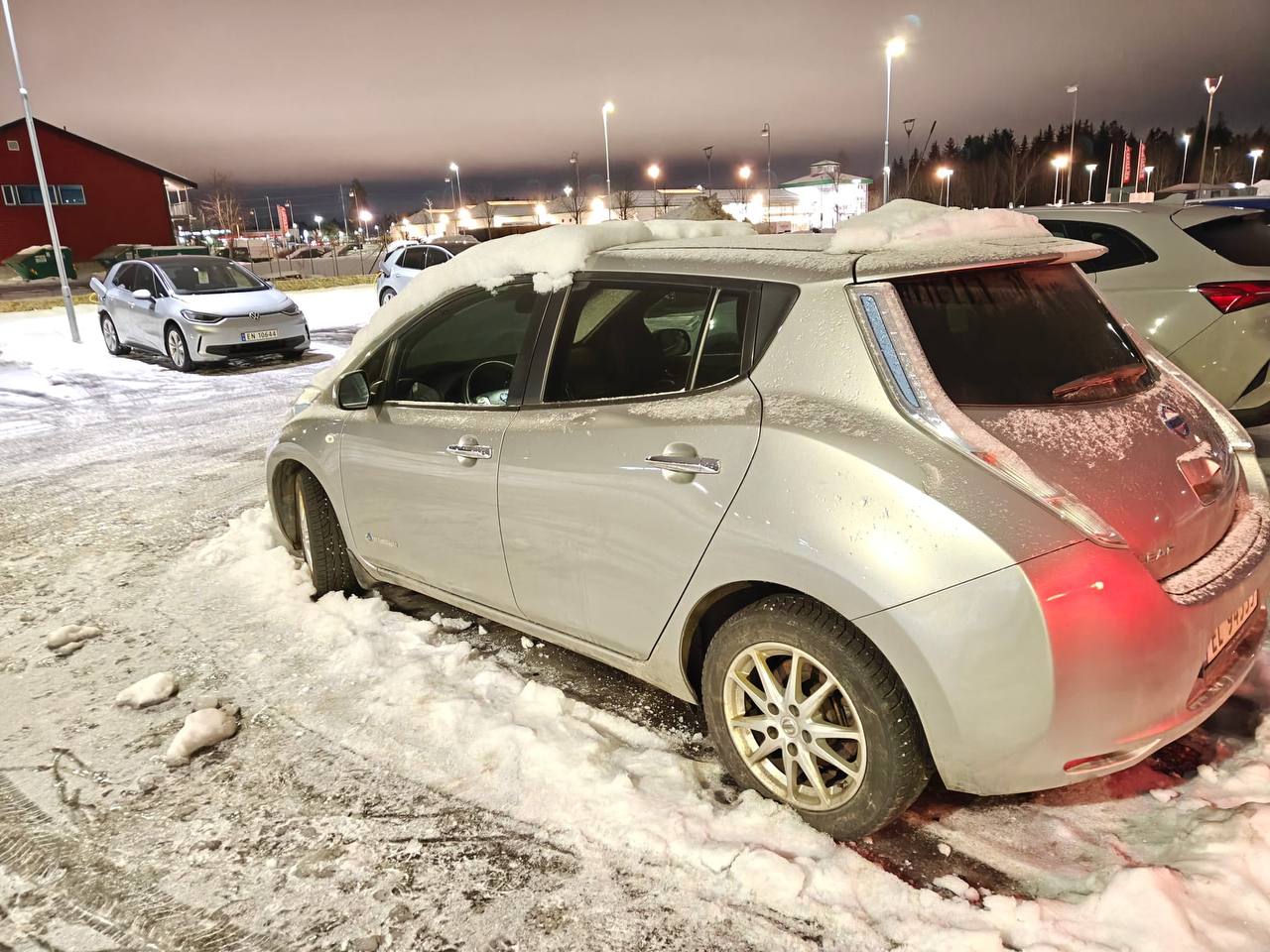 Фото - Nissan Leaf #3