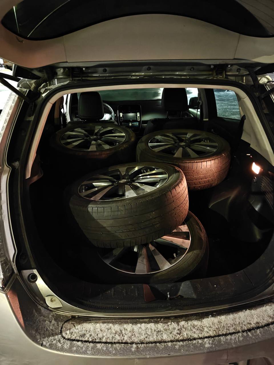 Фото - Nissan Leaf #4