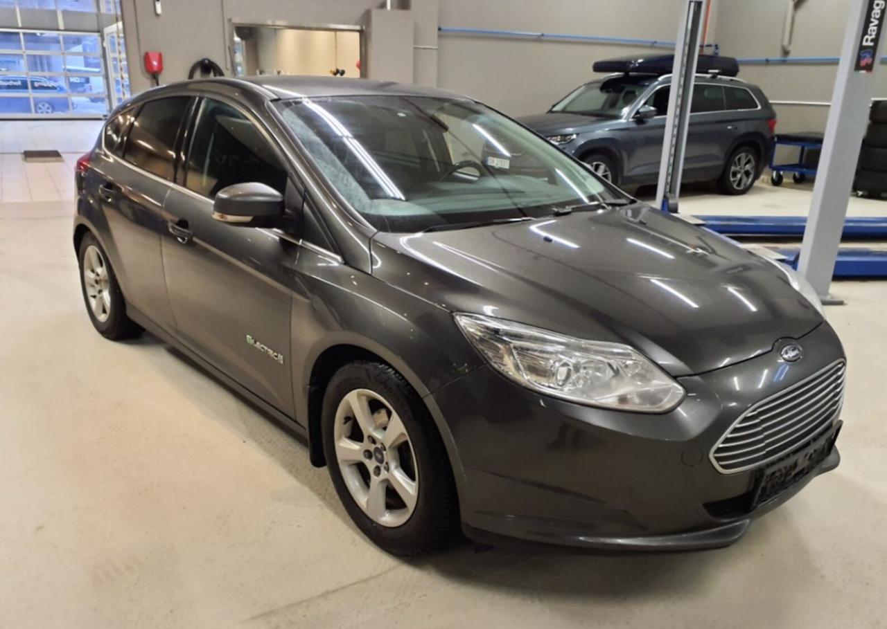 Фото - Ford Focus #5