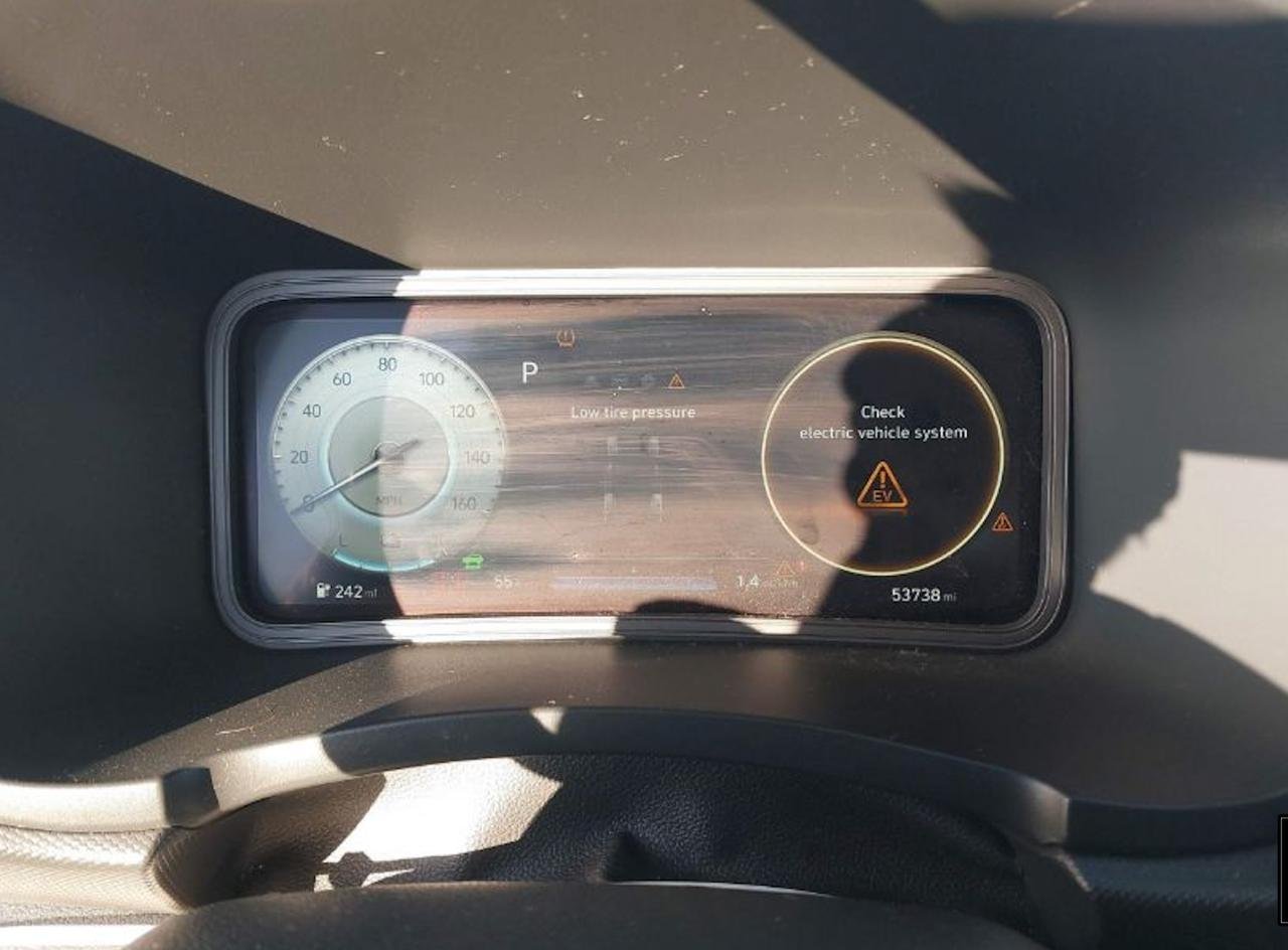 Фото - Hyundai Kona #6