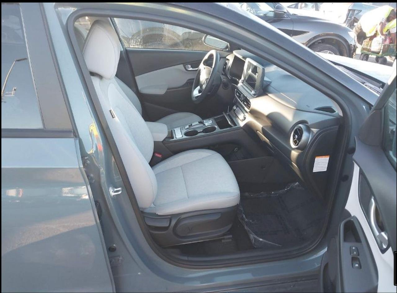 Фото - Hyundai Kona #8