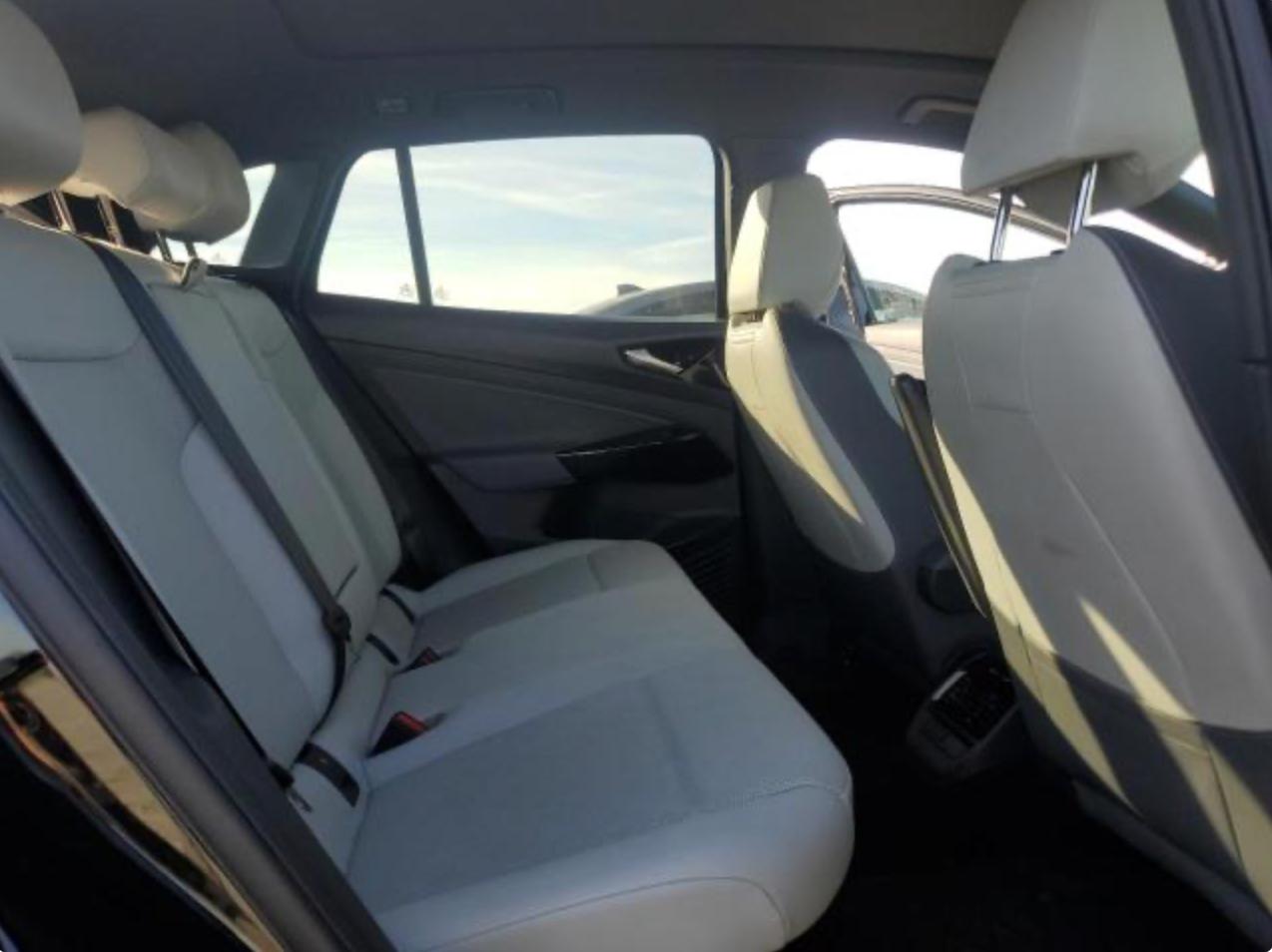 Фото - Volkswagen Id4 #8