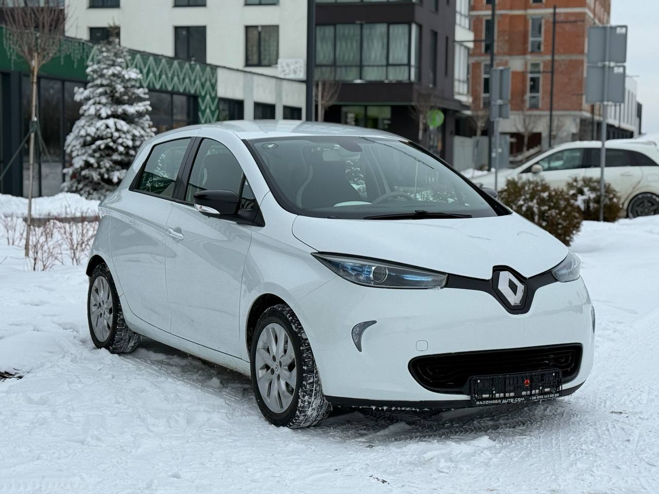 Фото - Renault ZOE #3