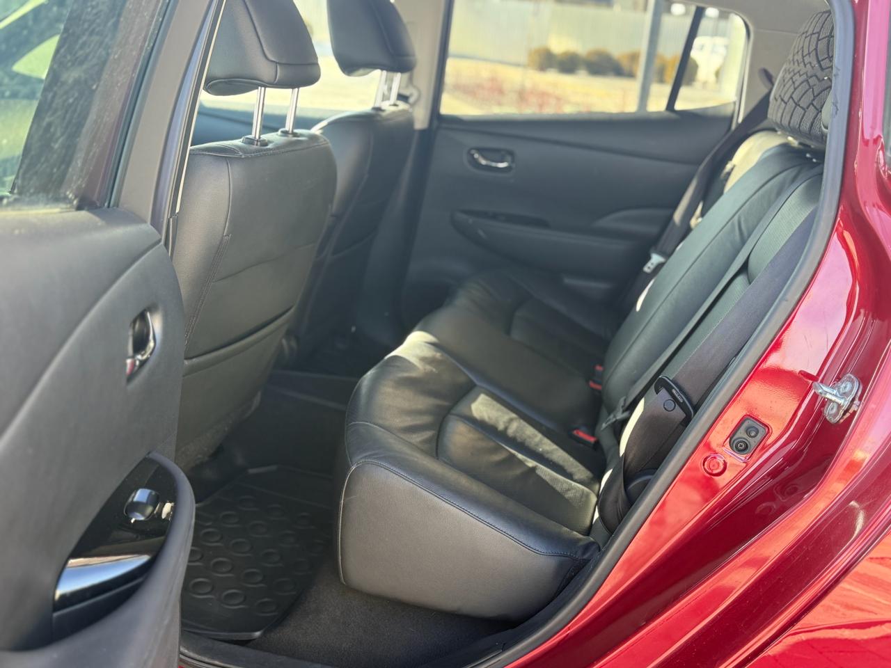 Фото - Nissan Leaf #7