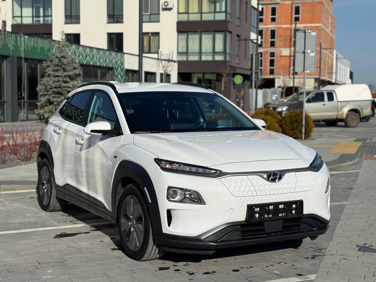 Фото - Hyundai Kona #3