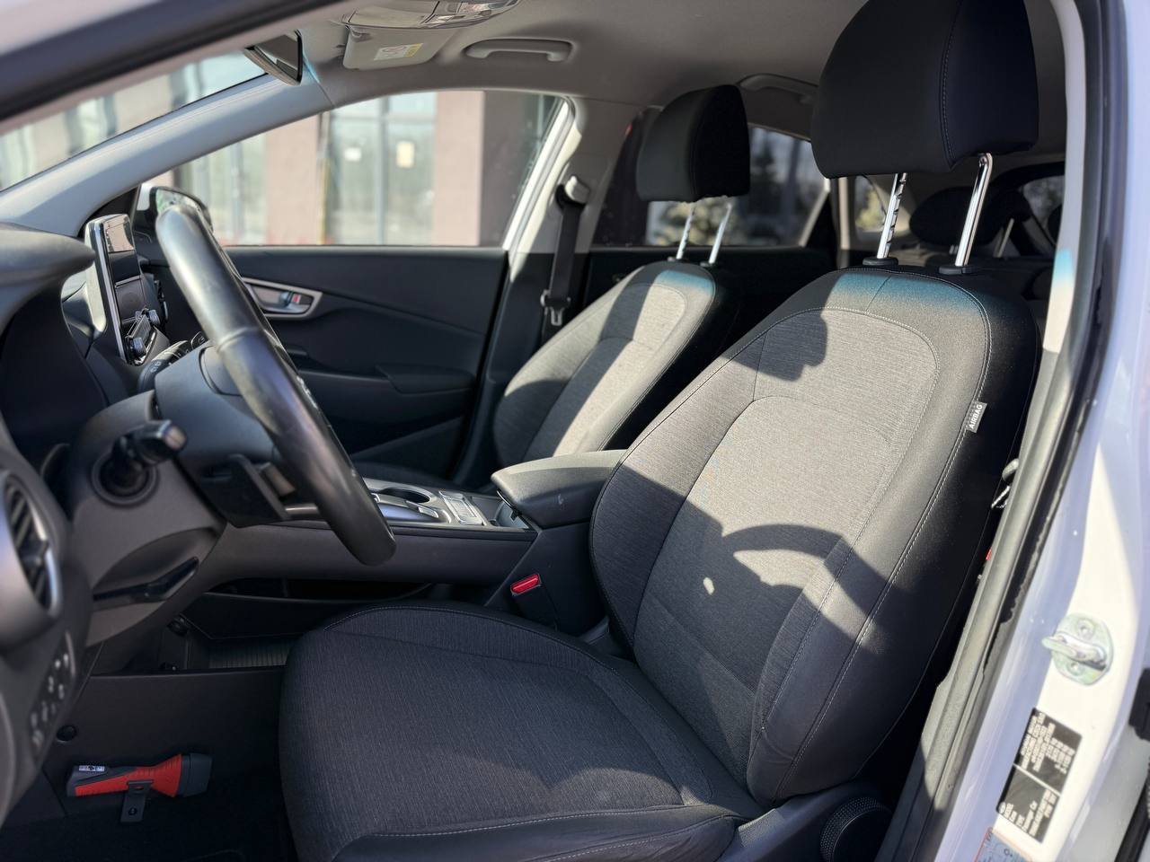 Фото - Hyundai Kona #7