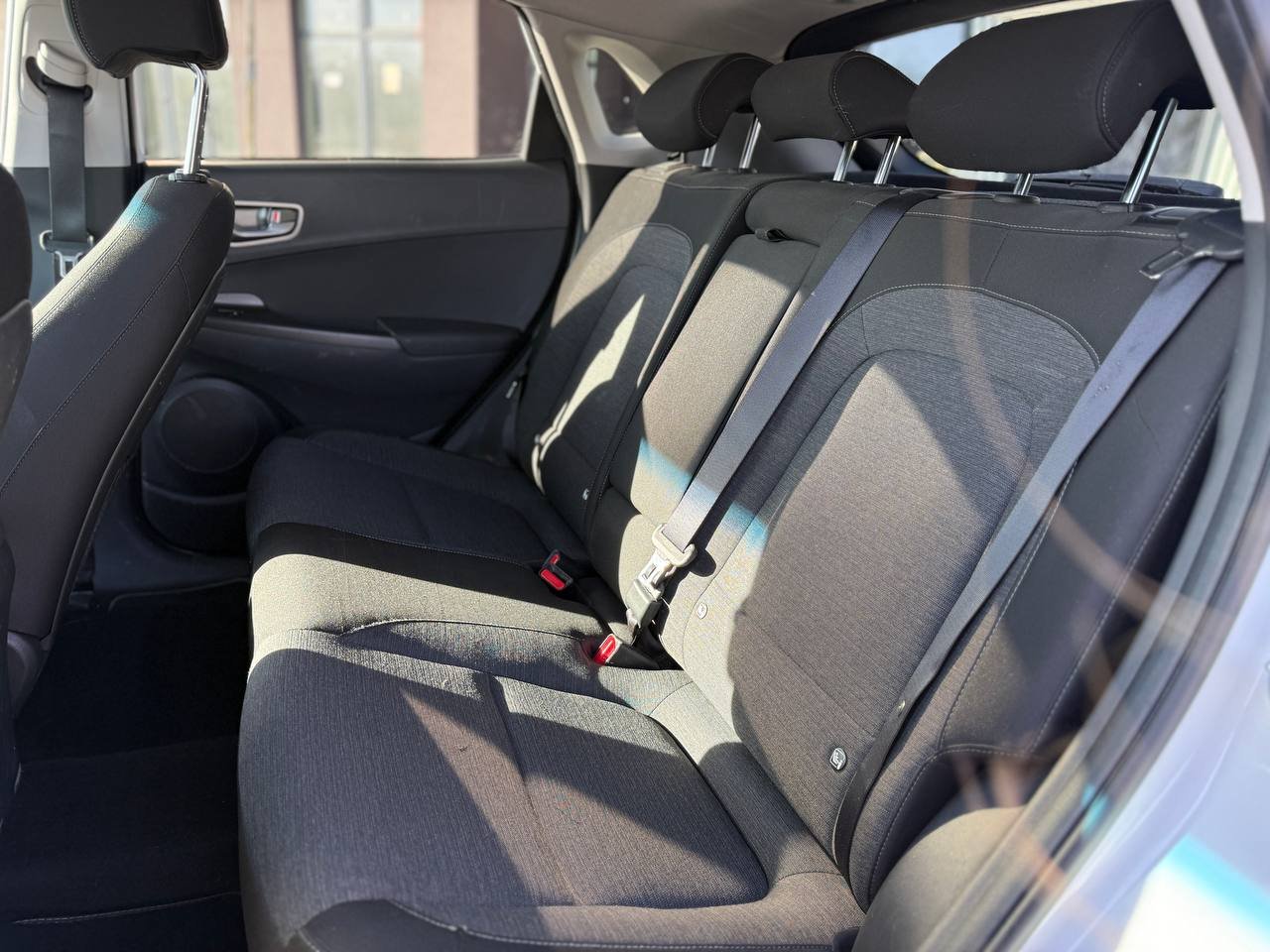 Фото - Hyundai Kona #8