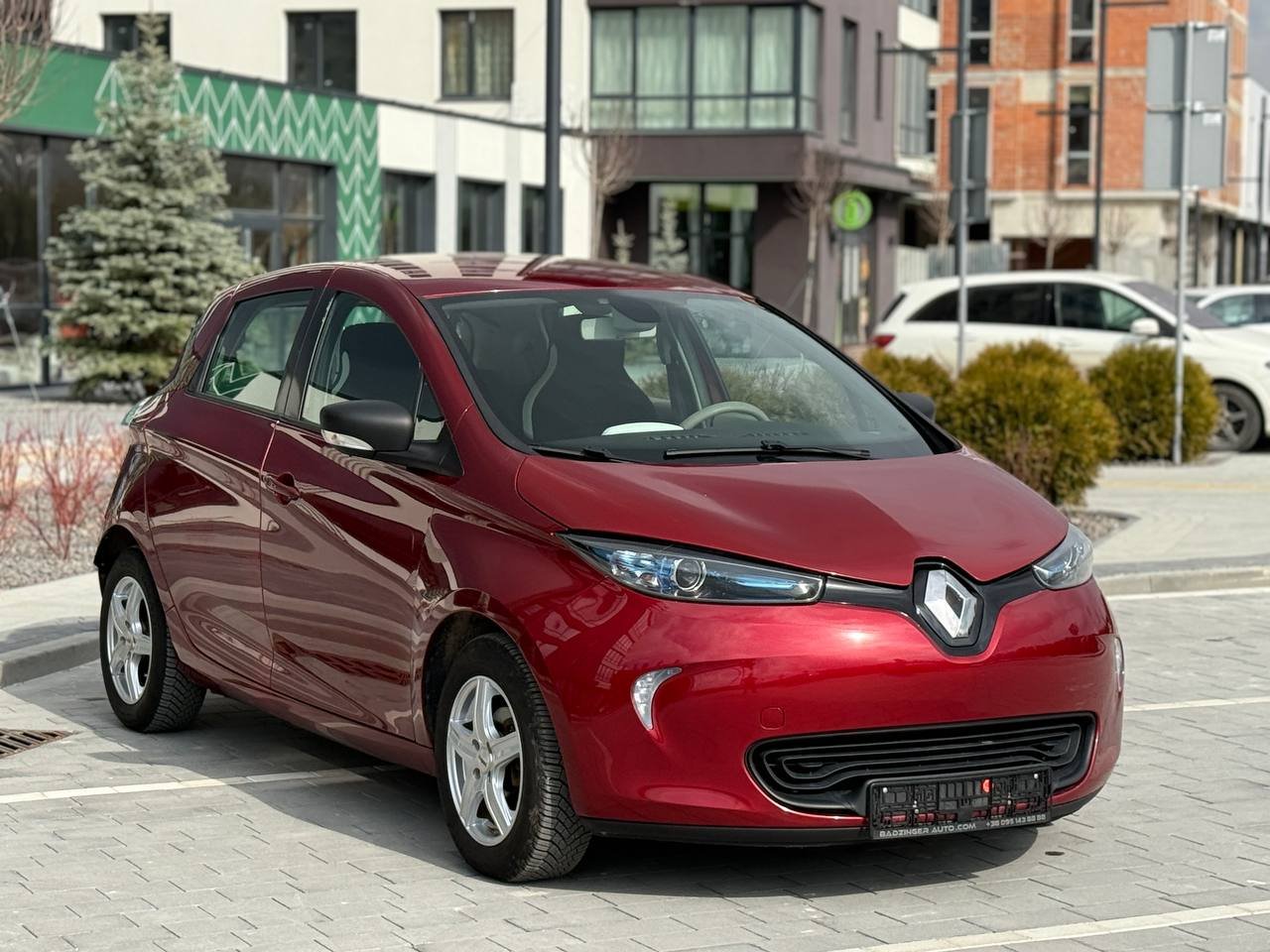Фото - Renault ZOE #3