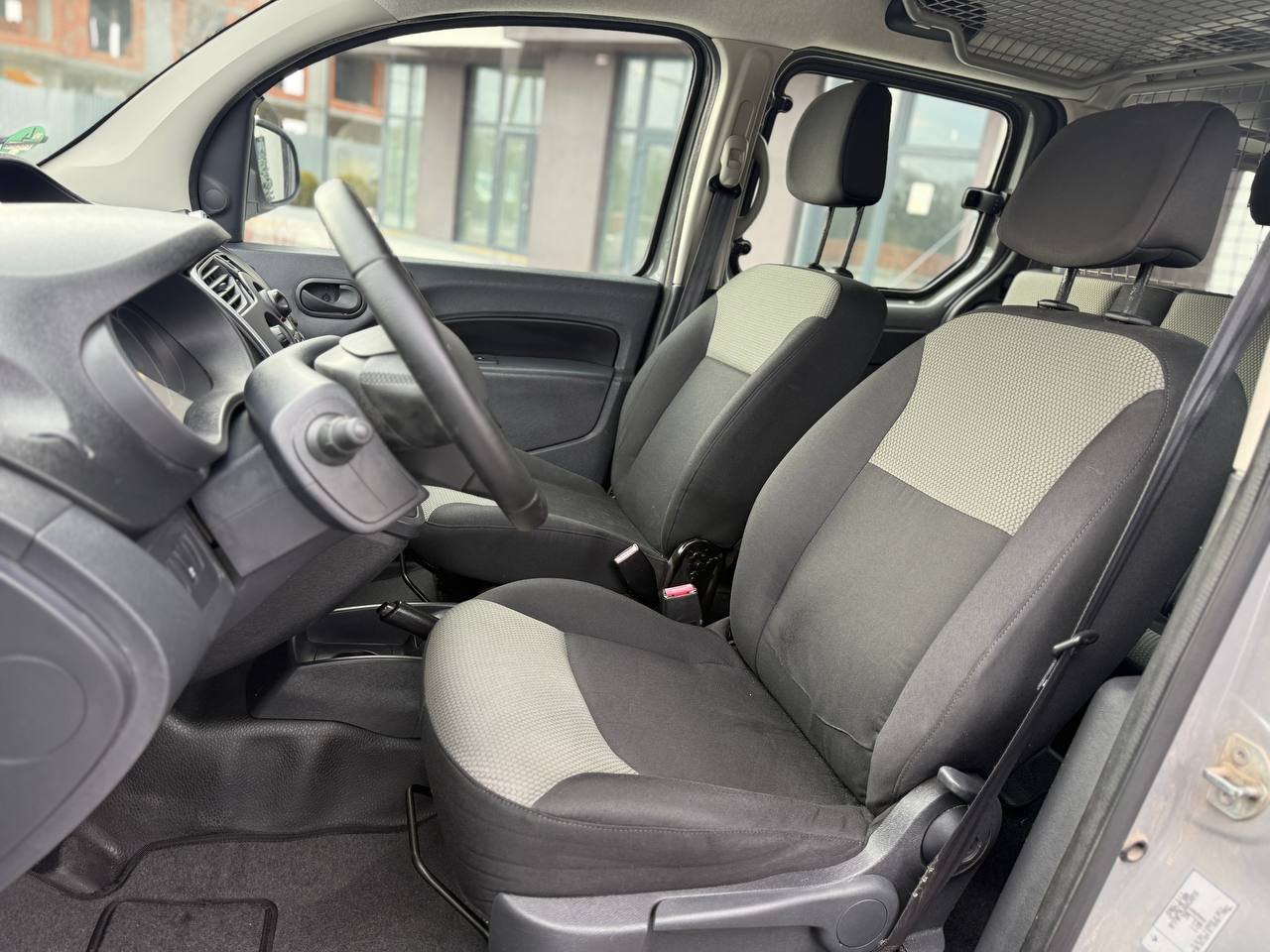 Фото - Renault Kangoo pass #7